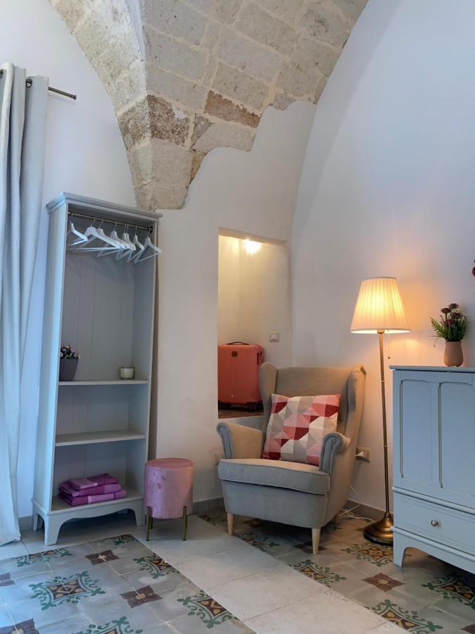 Dimora Flo Apartment Бриндизи Екстериор снимка