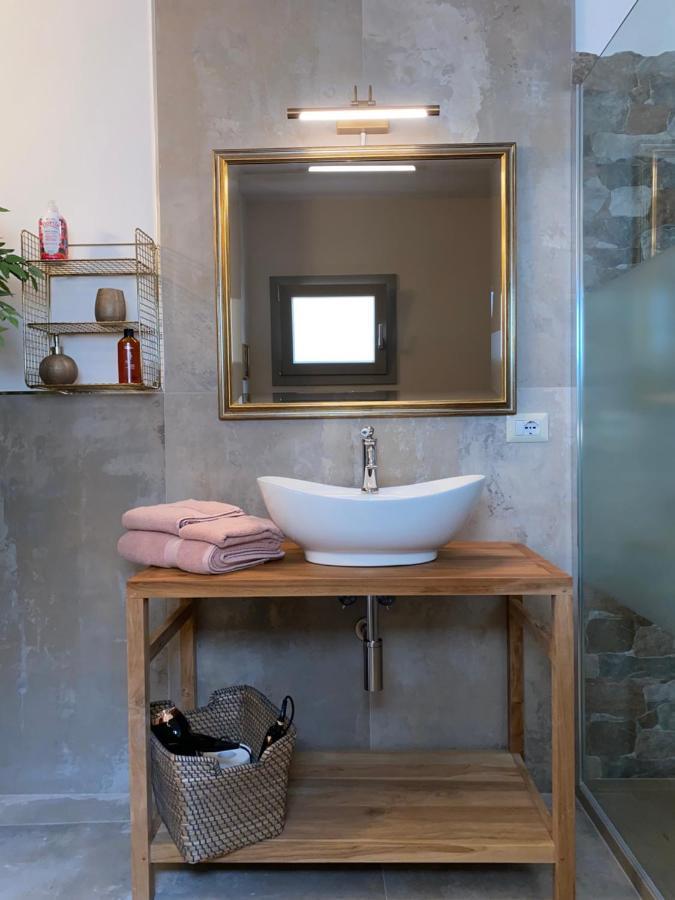 Dimora Flo Apartment Бриндизи Екстериор снимка