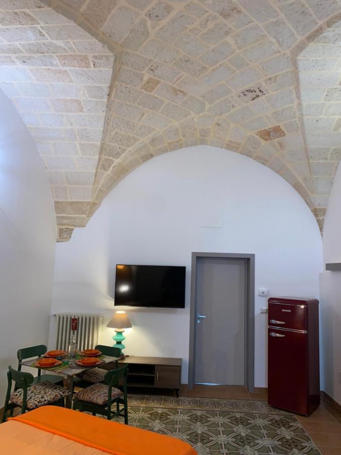 Dimora Flo Apartment Бриндизи Екстериор снимка