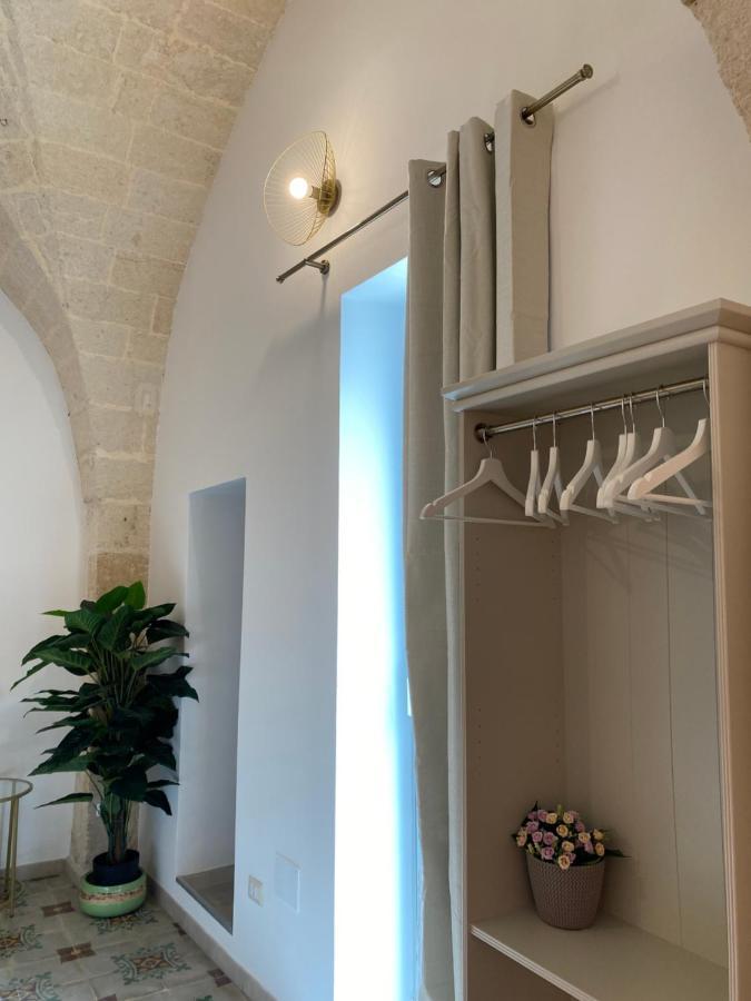 Dimora Flo Apartment Бриндизи Екстериор снимка