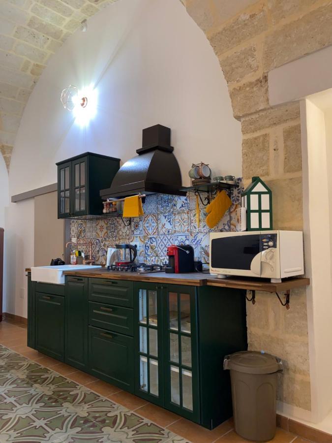 Dimora Flo Apartment Бриндизи Екстериор снимка